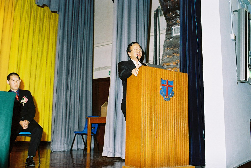 20051126_AGMcumInAug_07