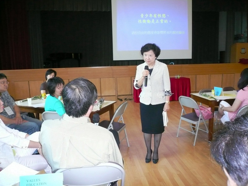 070512_ParentTalk_withMSS_sex_11